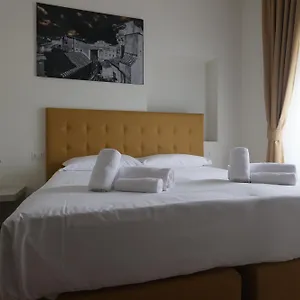 A Picture Of Bed & Breakfast Roma