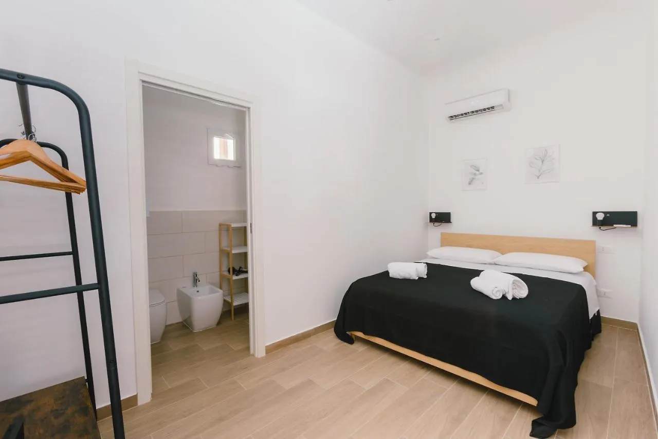 Ballaro' House Palerme 0*,